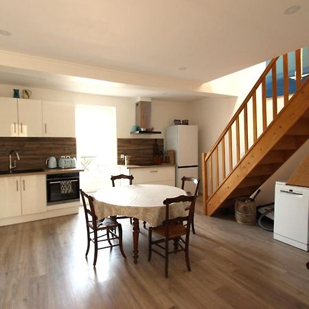 Joli Appartement Avec Balcon Au Coeur De Forcalquier Εξωτερικό φωτογραφία